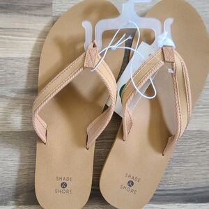 Shade and Shore target flip flop sandals